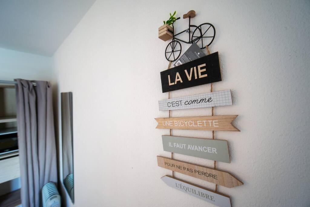 Tout Equipe A Juste Cote Du Tramway Appartement Marseille